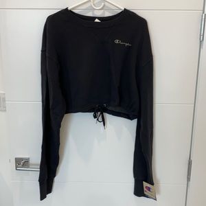 Black Champion cropped sweatshirt